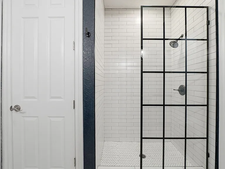 2236 Soho Bay Ct — Photo 14