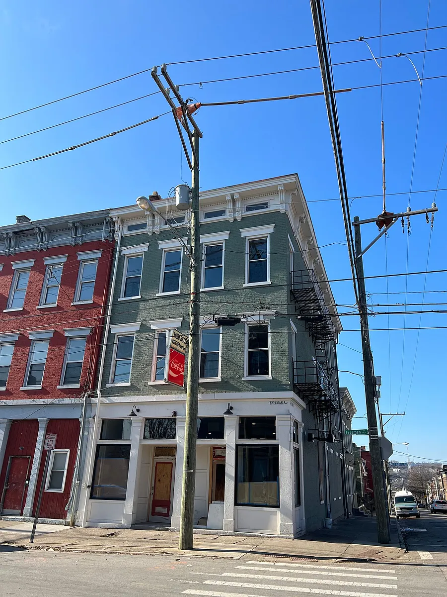 Building Photo - 1007 Dayton St