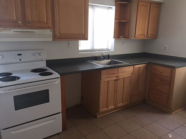 1st image of 29 Carver St #29C