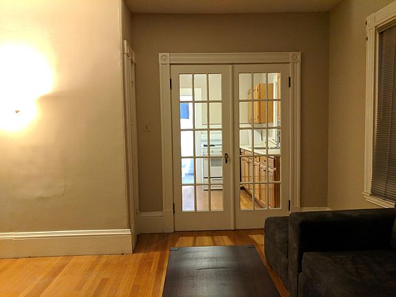 4th image of 80 Rogers St