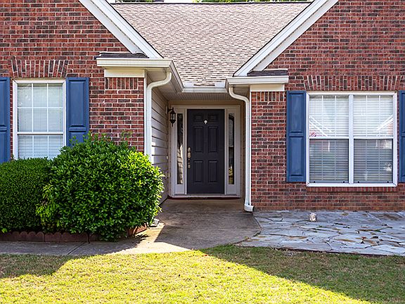 4th image of 2105 Parke Ct