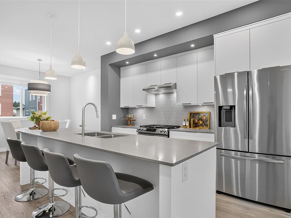 1st image of 2310 Guthrie Rd #38