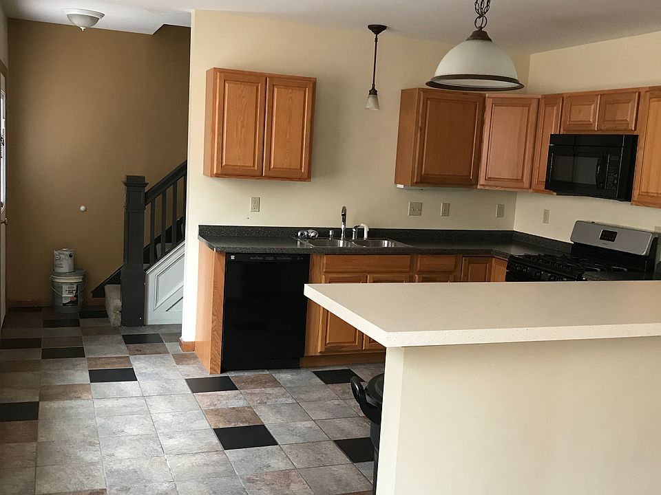 727b carson kitchen-living_08252017