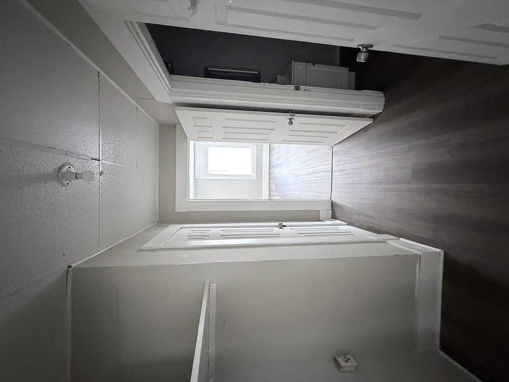 1313 Burnett St — Photo 2