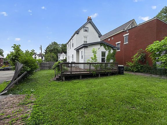 4th image of 1441 Marlowe Ave