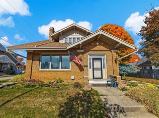 207 W Jefferson St, Albion, IN 46701