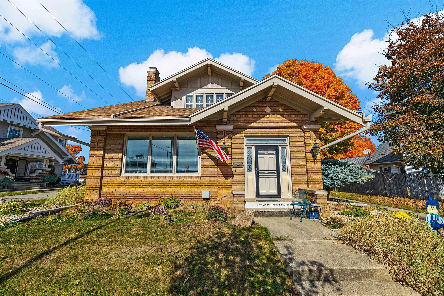 207 W Jefferson St photo 1