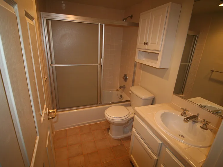 10387 Almayo Ave #1 — Photo 8