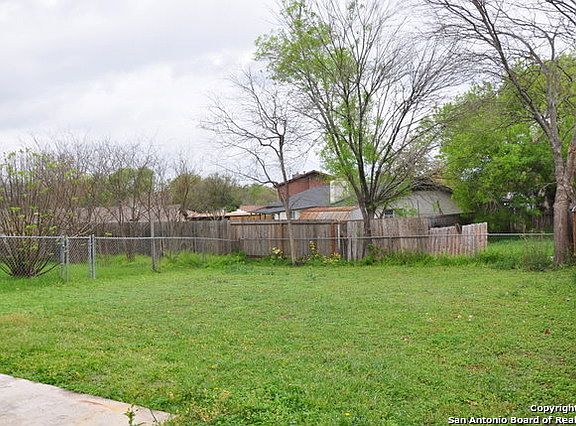 5th image of 6923 Forest Meadow St