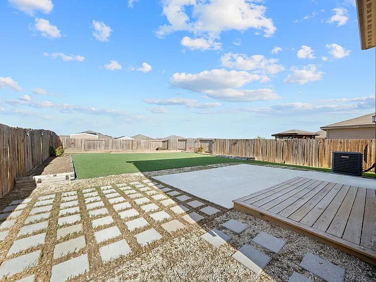 12241 Cashton — Photo 37