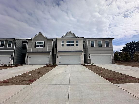 3rd image of 24 Founders Dr Lot 60