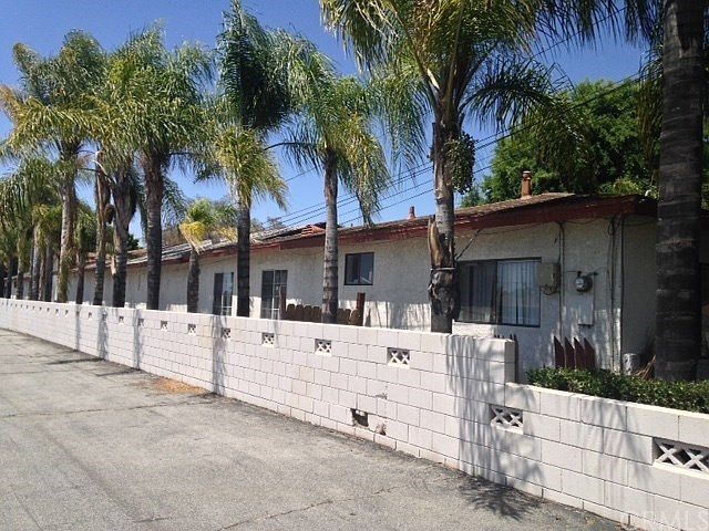 1st image of 523 N Cerritos Ave