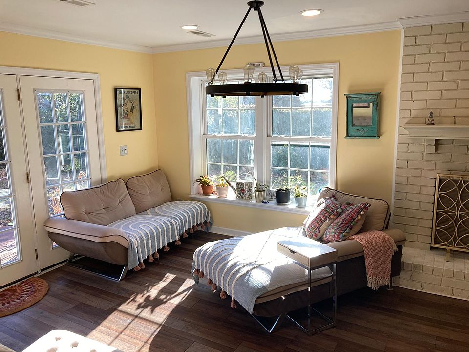 Currently: Sunny Nook features Reading/Conversation Nook.