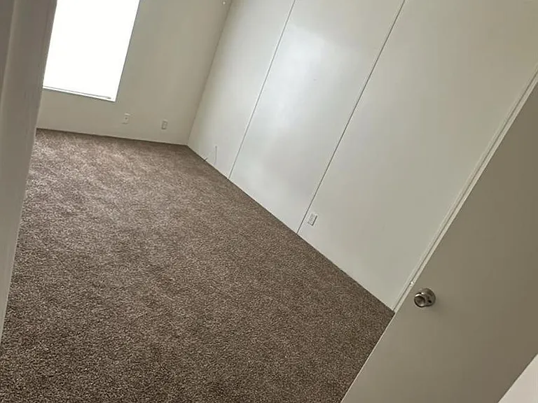 15710 Cypress Garden Dr — Photo 18