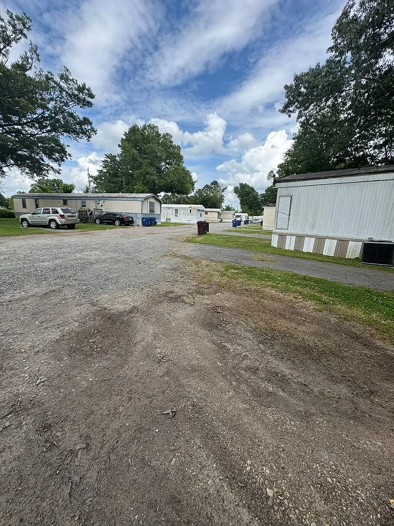 1000 Madison St LLC — Photo 2