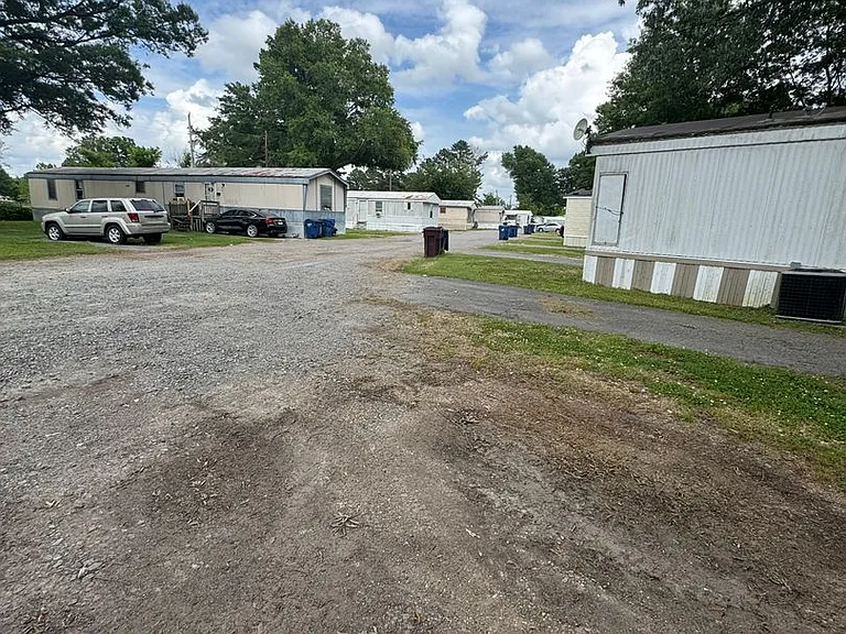 1000 Madison St — Photo 2