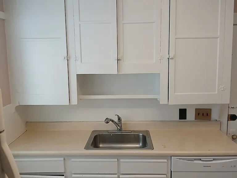 5218 Ira Ave — Photo 9