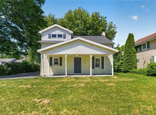 20 Pleasant St, Phelps, NY 14532