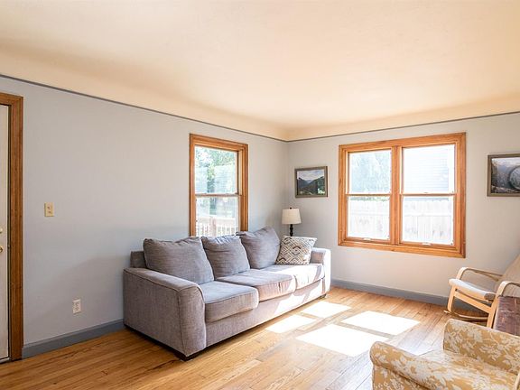 5th image of 1205 Collegewood St