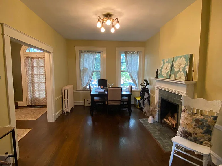 3123 W Franklin St — Photo 7