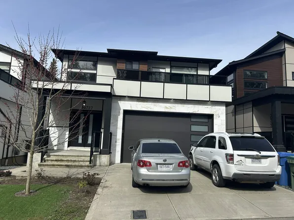 36727 Dianne Brook Ave, Abbotsford, BC V3G 0H4