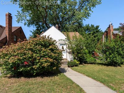 15723 Deerfield Ave, Eastpointe, MI, 48021