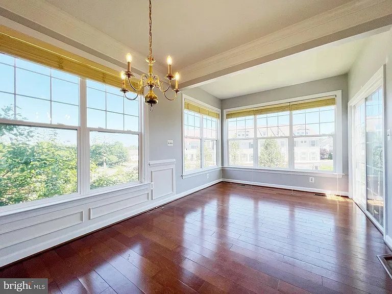 8118 Rainwater Cir — Photo 3