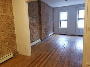 6093 Myrtle Ave, Ridgewood, NY 11385