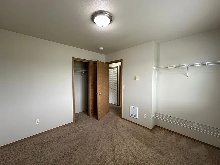 5752 Legoe Ave #202 — Photo 20