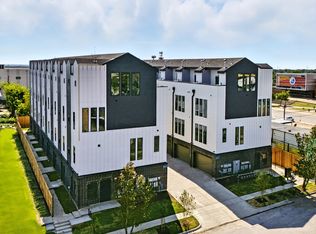 312 N Lancaster Ave #103, Dallas, TX 75203
