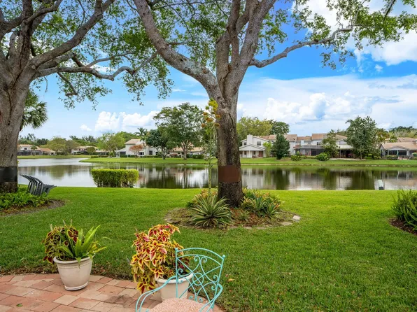 3326 Deer Creek Lake Shore Drive, Deerfield Beach, FL 33442