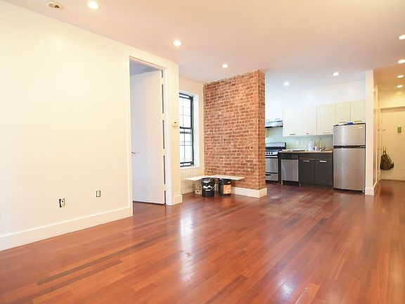 4th image of 514 W 135th St #14A
