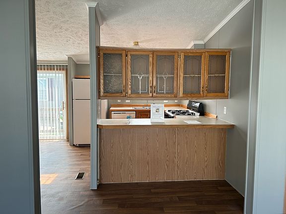 5th image of 2062 Aspen Ln S