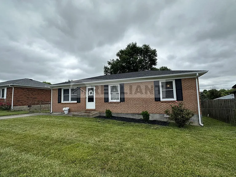 530 Foxwood Dr — Photo 8
