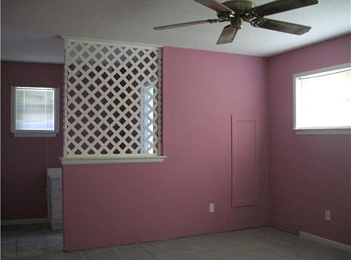 4th image of 4910 Larouge Cres