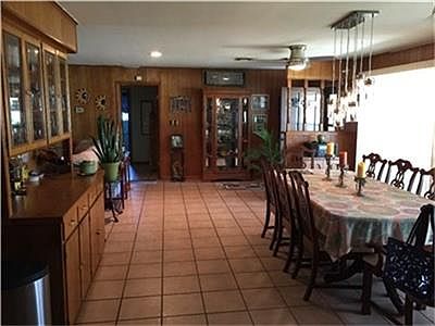 2nd image of 891 White Oak Dr