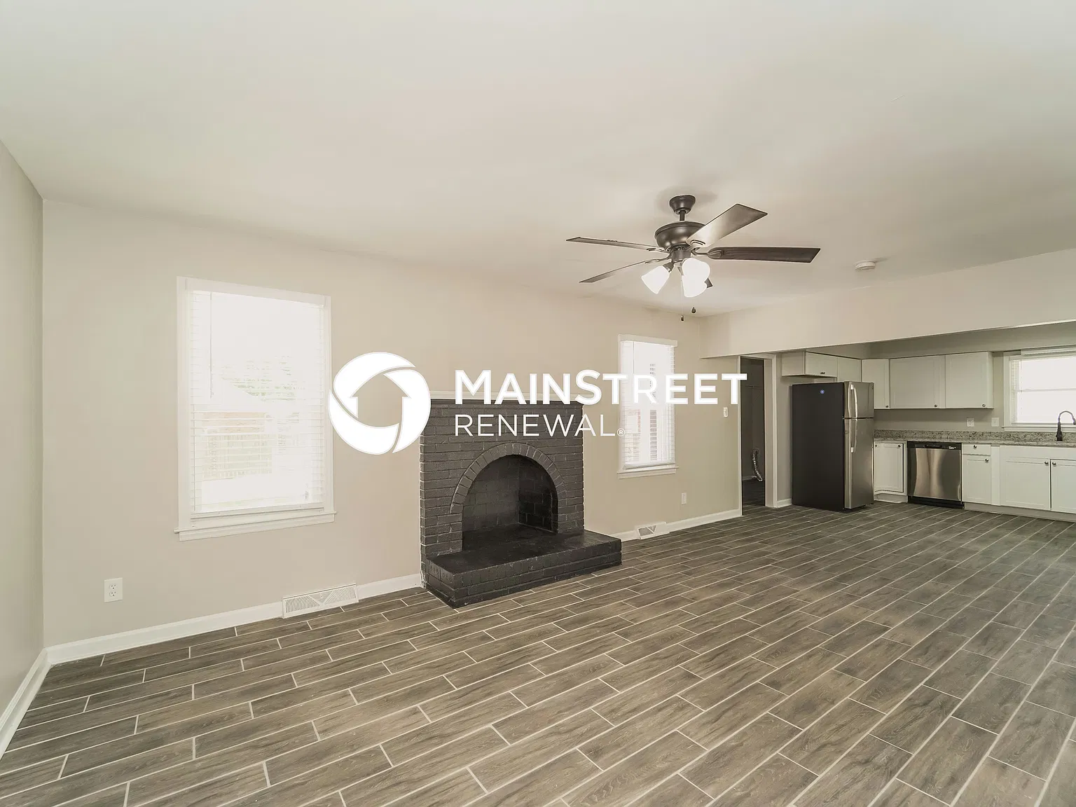 6022 Farm Pond Ln — Photo 4