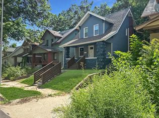 3020 Walrond Ave, Kansas City, MO 64128