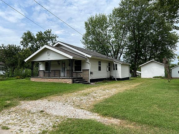 2nd image of 1429 N Marion Avenue