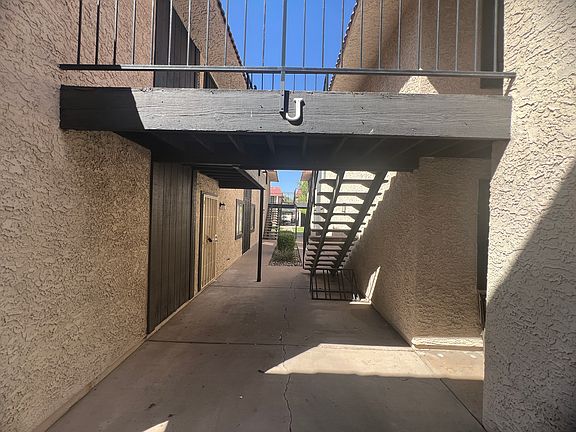 3rd image of 700 W University Dr Unit 157
