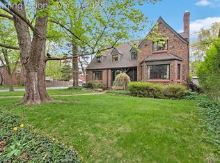 1301 Bishop Rd, Grosse Pointe Park, MI 48230