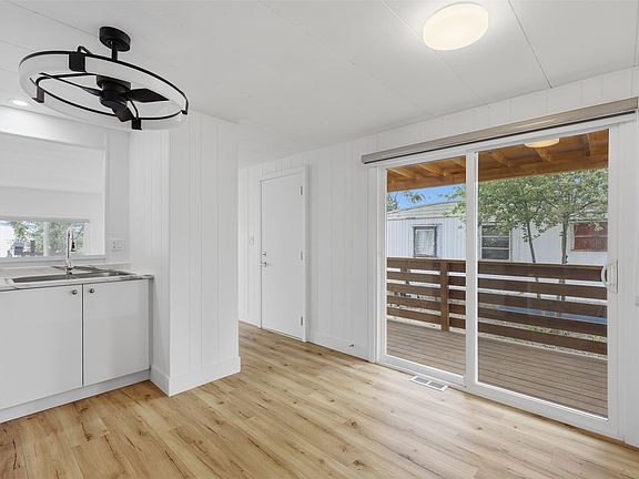 4th image of 1720 Westsyde Rd #44