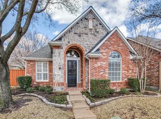 7166 Pecan Creek Ln, Dallas, TX 75252