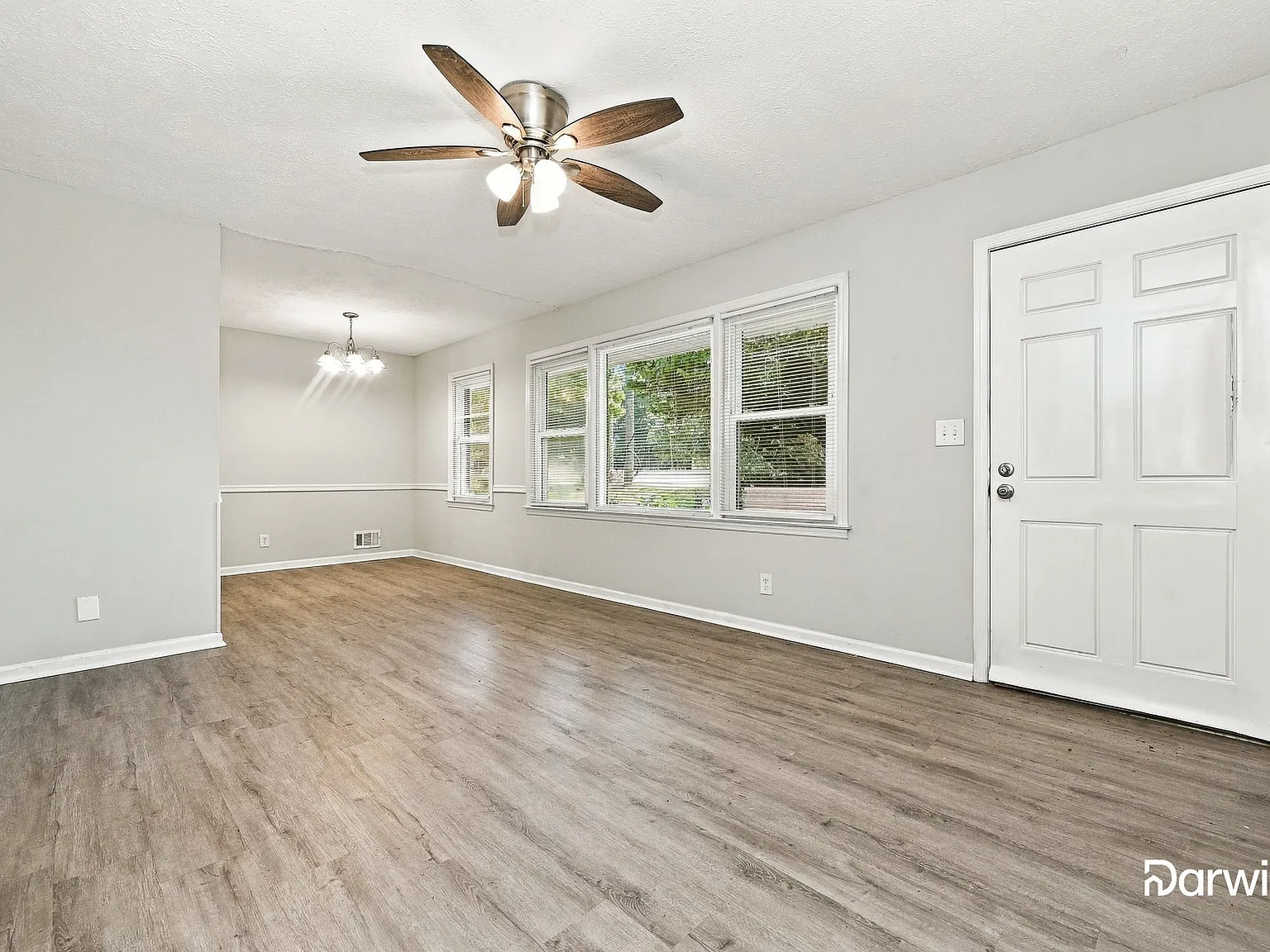 3 bed, 1.0 bath, 980 sqft, $1,335 — Photo 4