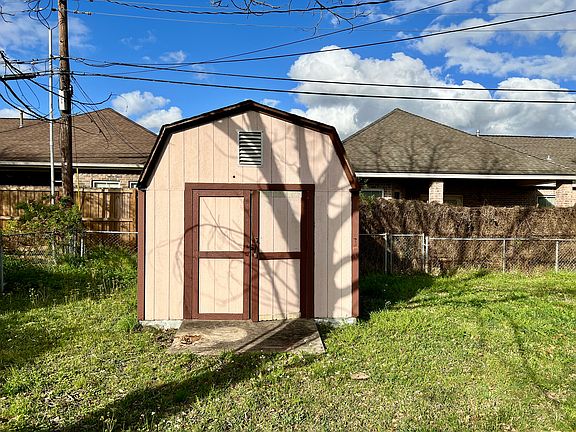 4th image of 708 N 36th St