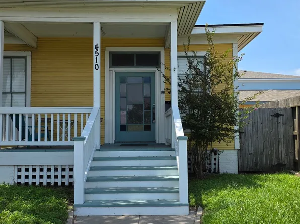 4510 Avenue R 1/2, Galveston, TX 77551