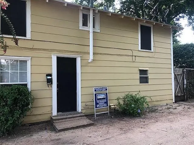 1 bed, 1.0 bath, 1200 sqft, $950 — Photo 1