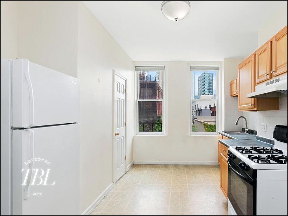 1st image of 47-34 Vernon Blvd #3