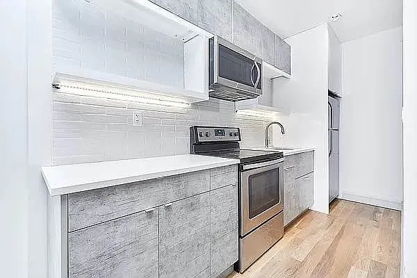 Rented by REAL New York | media 10