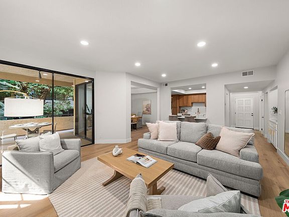 2nd image of 1875 Kelton Ave APT 104